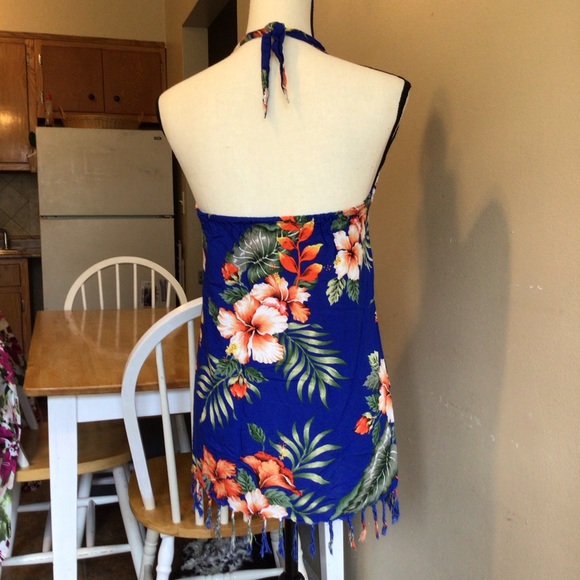Indocraft Imports. Royal Blue Colorful Flowered Backless Shirt. 10-12. - Picture 4 of 9